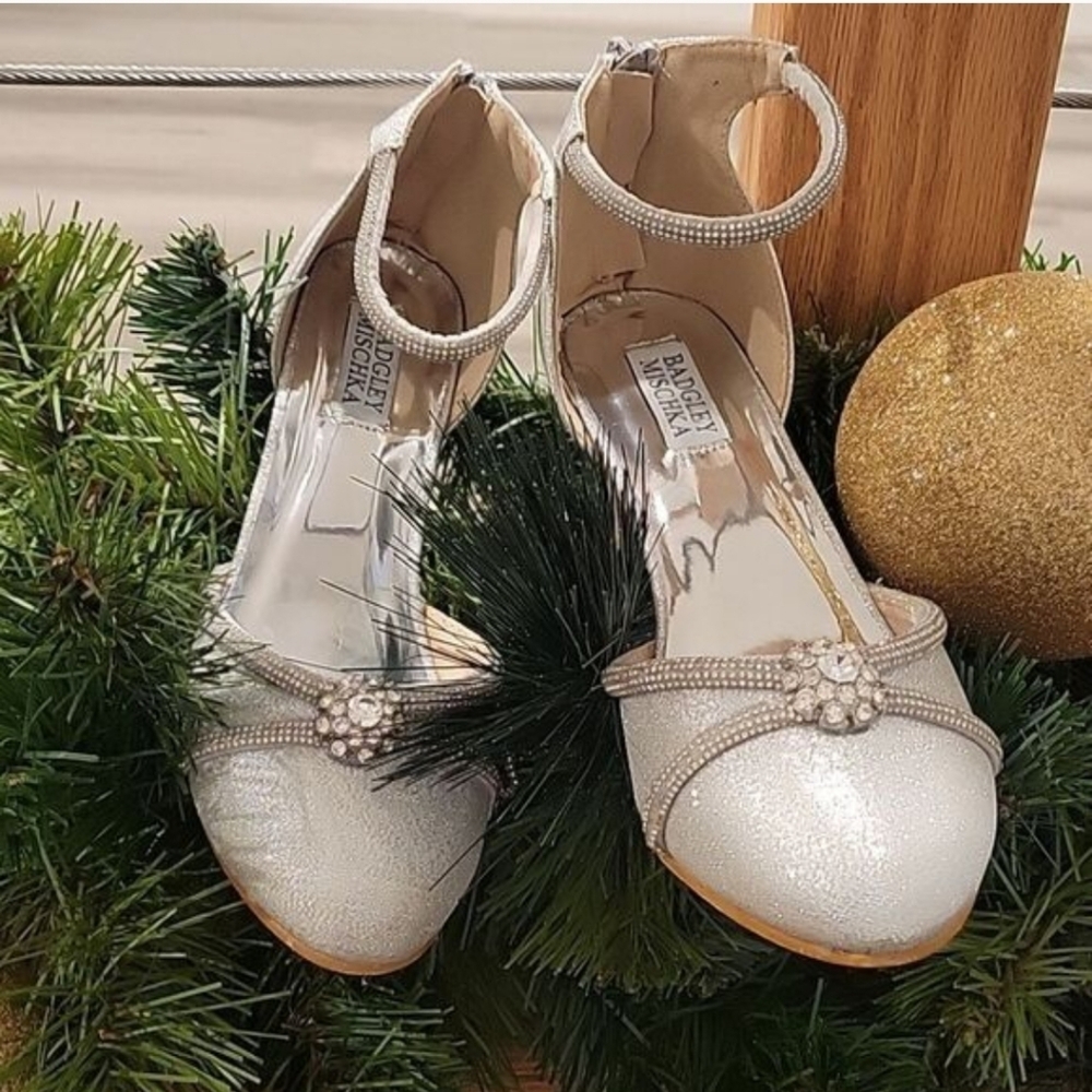 Badgley Mischka Glittering Silver Heels